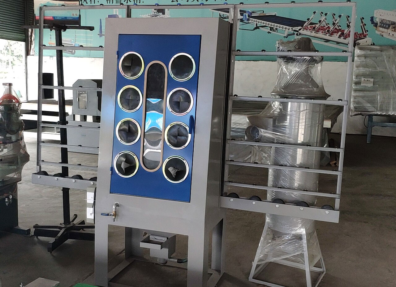 Manual glass sandblasting machine